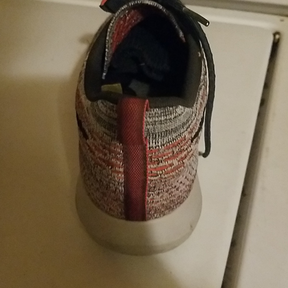 Shoes - Picture 5 of 5